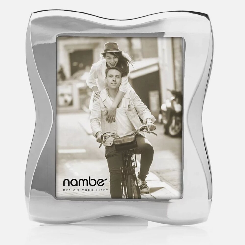 new in box! Nambé Bella Frame 8 x 10 silver design your life bloomingdales luxe